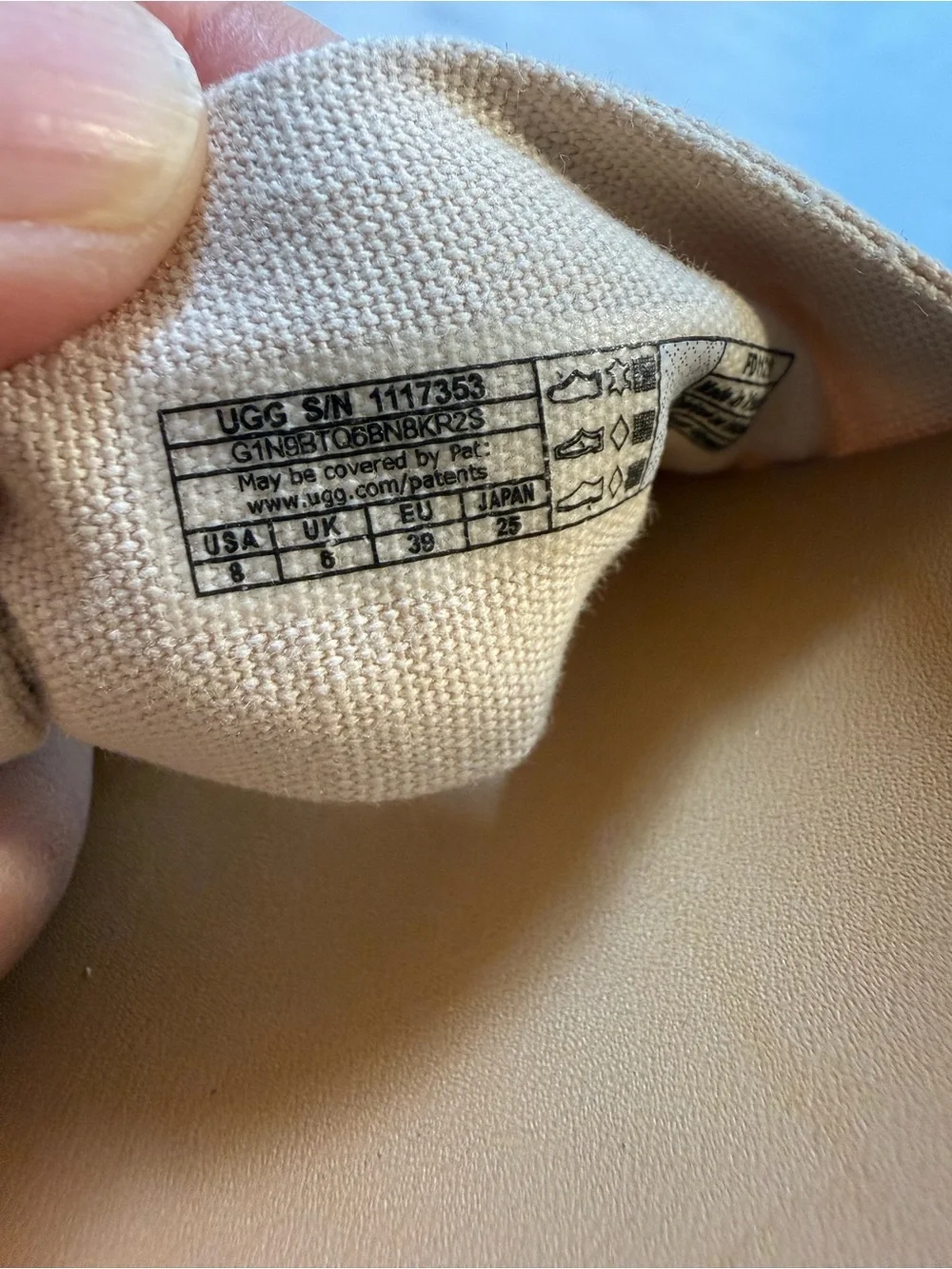 UGG Women's Soft Sand Interior Label Detail - Light Tan